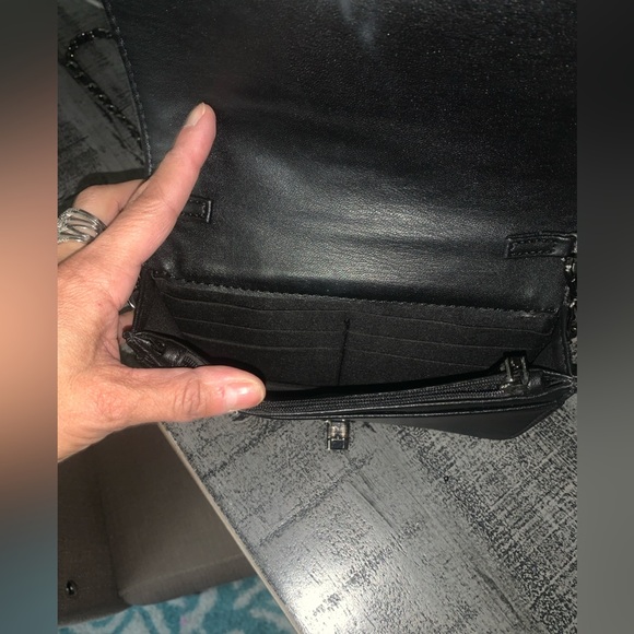 Badgley Mischka, Black Quilted Chain Shoulder Bag, NWOT - Picture 4 of 7